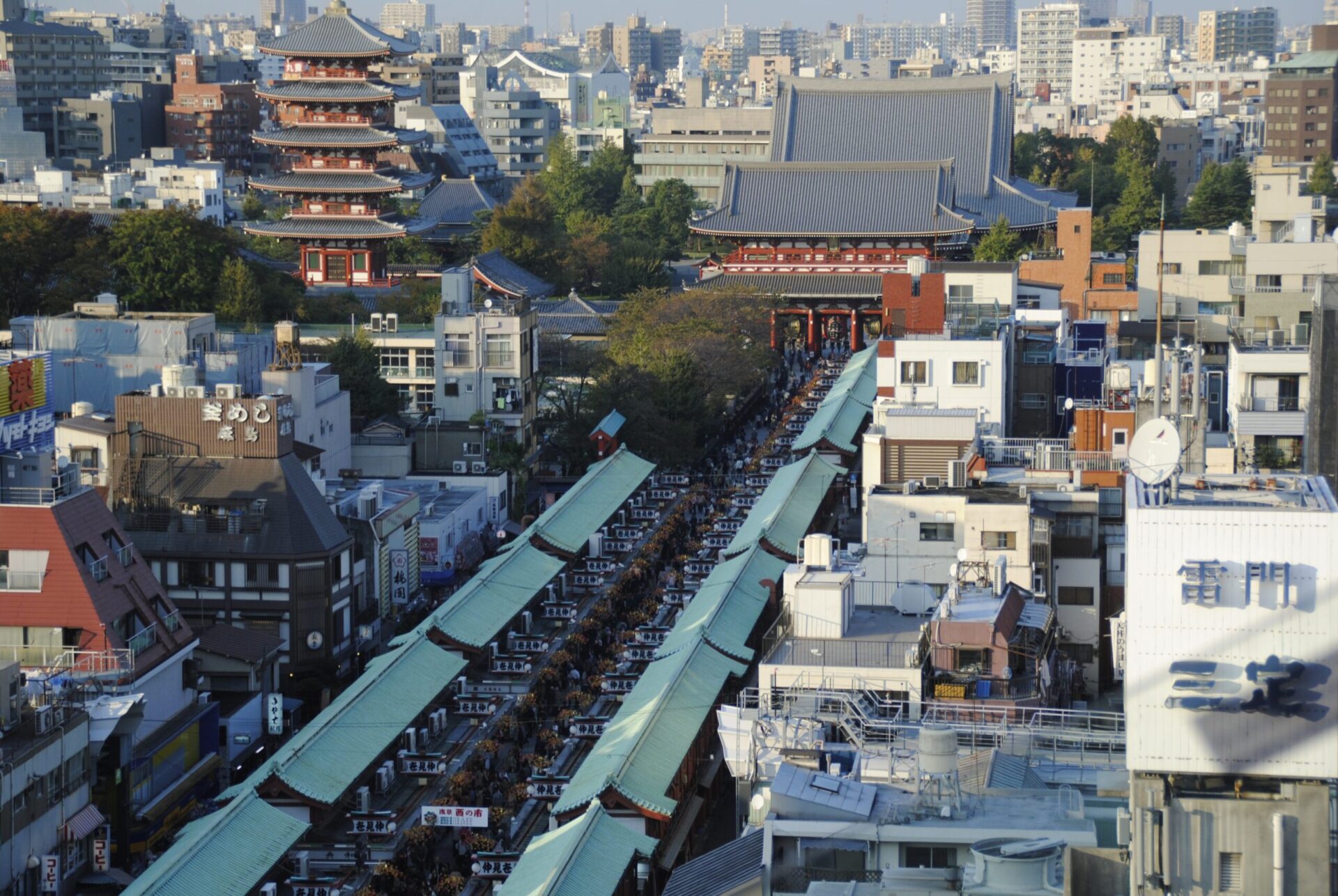 2025年 全国初詣人気ランキングTOP10｜車のプロが教えるアクセス・混雑対策