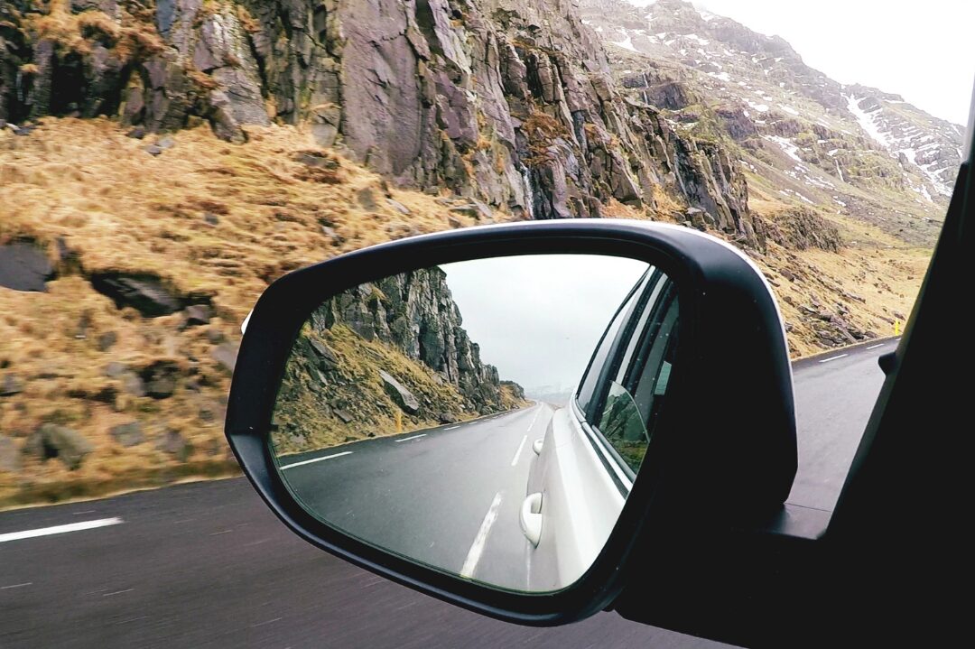 サイドミラーの合わせ方｜1分で完了！死角をなくす簡単チェック術